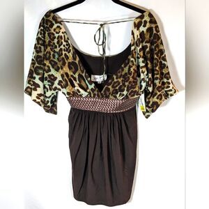NWT Linda Segal Leopard Print Large Neck Split Short Sleeve Faux Woven Belt Sz M